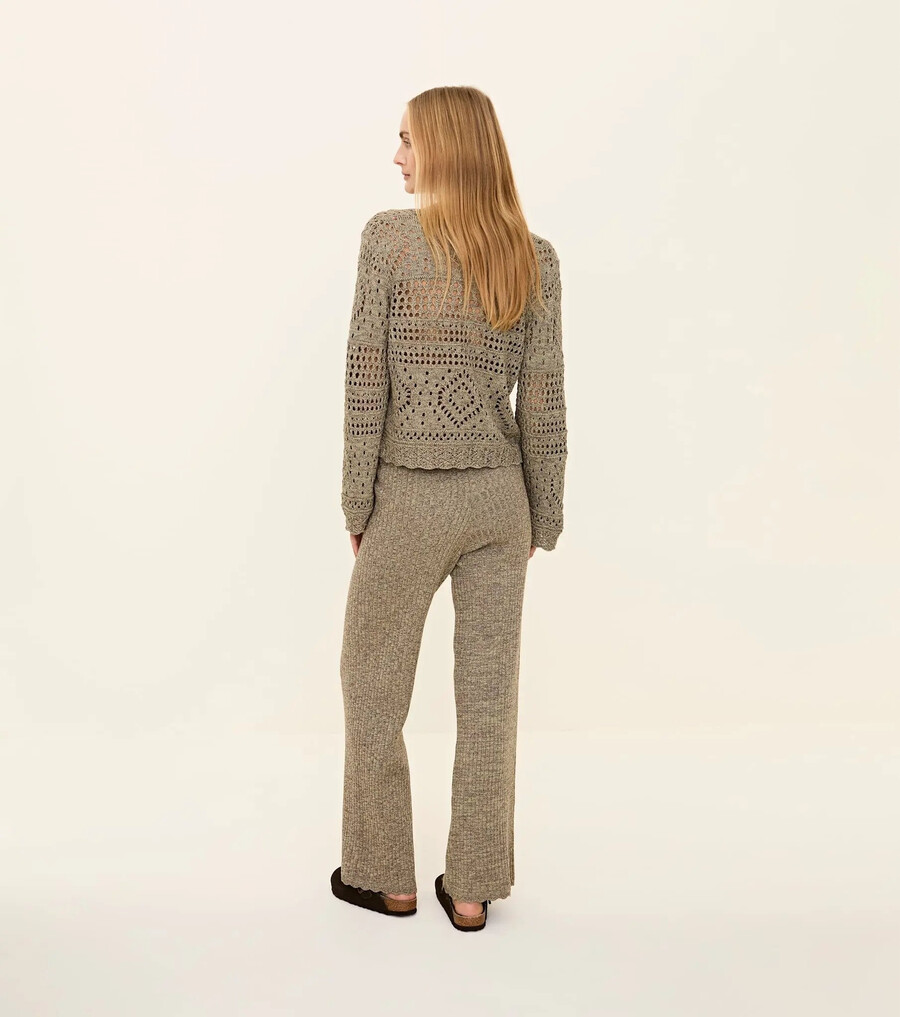 dormire con i pantaloni